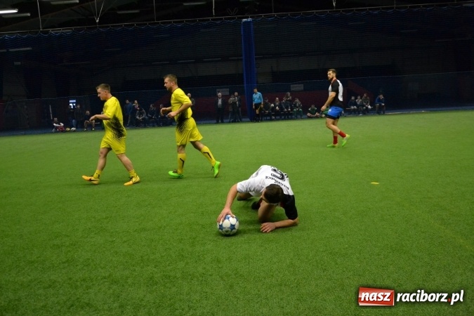 Zdjęcie w galerii na portalu naszraciborz.pl: III Halowy Turniej Piłki Nożnej o Puchar wójta Gminy. LKS Tworków zwycięski wiadomości z regionu