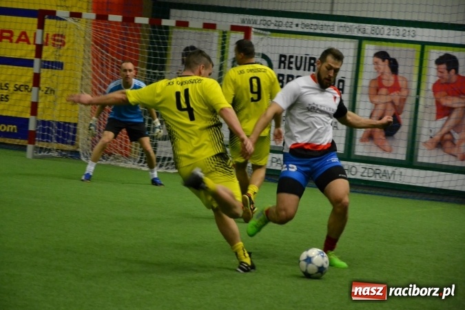 Zdjęcie w galerii na portalu naszraciborz.pl: III Halowy Turniej Piłki Nożnej o Puchar wójta Gminy. LKS Tworków zwycięski wiadomości z regionu