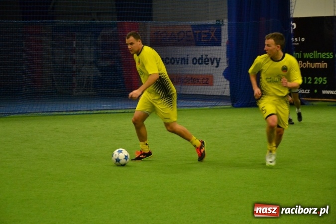 Zdjęcie w galerii na portalu naszraciborz.pl: III Halowy Turniej Piłki Nożnej o Puchar wójta Gminy. LKS Tworków zwycięski wiadomości z regionu