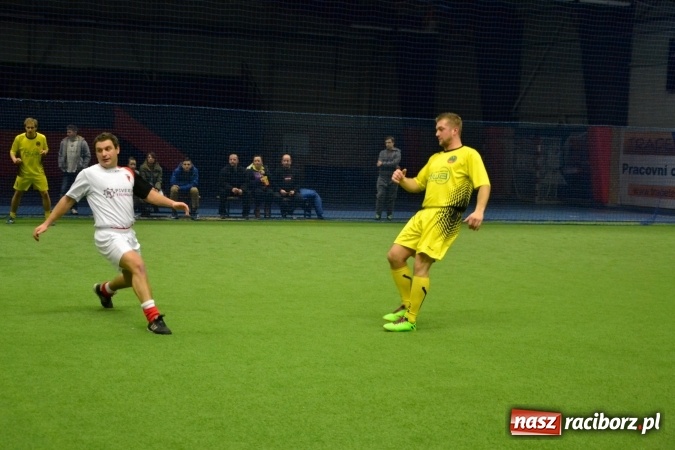 Zdjęcie w galerii na portalu naszraciborz.pl: III Halowy Turniej Piłki Nożnej o Puchar wójta Gminy. LKS Tworków zwycięski wiadomości z regionu