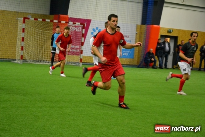 Zdjęcie w galerii na portalu naszraciborz.pl: III Halowy Turniej Piłki Nożnej o Puchar wójta Gminy. LKS Tworków zwycięski wiadomości z regionu