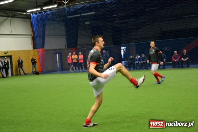 Zdjęcie w galerii na portalu naszraciborz.pl: III Halowy Turniej Piłki Nożnej o Puchar wójta Gminy. LKS Tworków zwycięski wiadomości z regionu