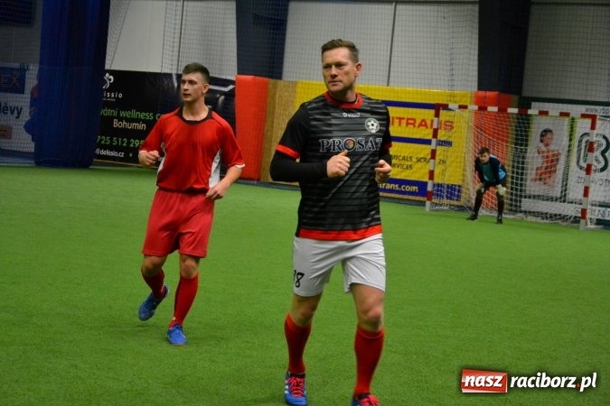 Zdjęcie w galerii na portalu naszraciborz.pl: III Halowy Turniej Piłki Nożnej o Puchar wójta Gminy. LKS Tworków zwycięski wiadomości z regionu