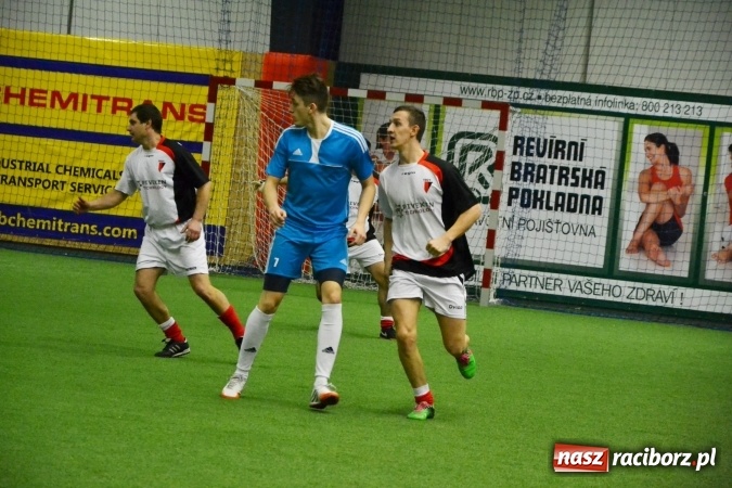 Zdjęcie w galerii na portalu naszraciborz.pl: III Halowy Turniej Piłki Nożnej o Puchar wójta Gminy. LKS Tworków zwycięski wiadomości z regionu