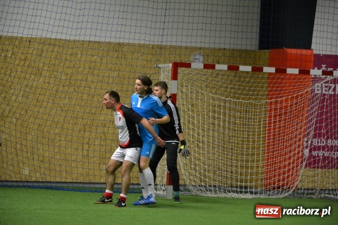 Zdjęcie w galerii na portalu naszraciborz.pl: III Halowy Turniej Piłki Nożnej o Puchar wójta Gminy. LKS Tworków zwycięski wiadomości z regionu