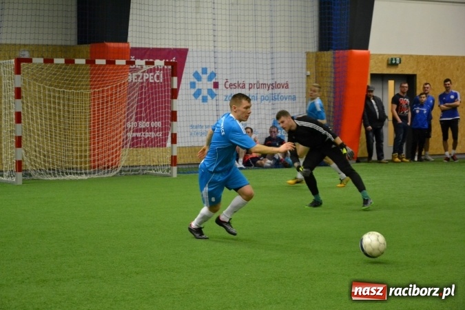 Zdjęcie w galerii na portalu naszraciborz.pl: III Halowy Turniej Piłki Nożnej o Puchar wójta Gminy. LKS Tworków zwycięski wiadomości z regionu