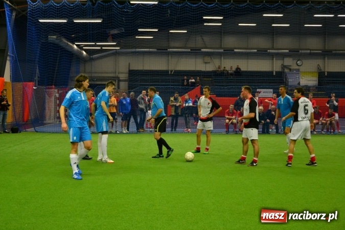 Zdjęcie w galerii na portalu naszraciborz.pl: III Halowy Turniej Piłki Nożnej o Puchar wójta Gminy. LKS Tworków zwycięski wiadomości z regionu