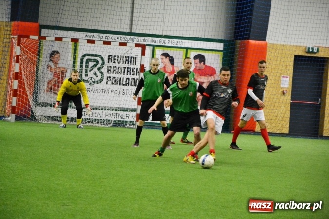 Zdjęcie w galerii na portalu naszraciborz.pl: III Halowy Turniej Piłki Nożnej o Puchar wójta Gminy. LKS Tworków zwycięski wiadomości z regionu