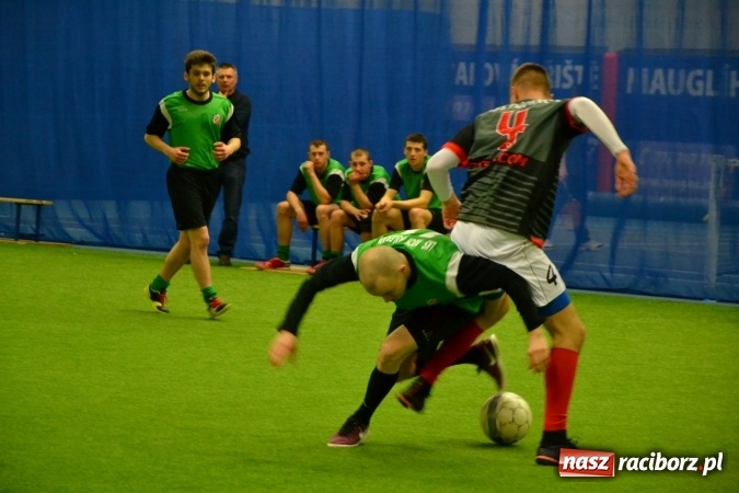 Zdjęcie w galerii na portalu naszraciborz.pl: III Halowy Turniej Piłki Nożnej o Puchar wójta Gminy. LKS Tworków zwycięski wiadomości z regionu