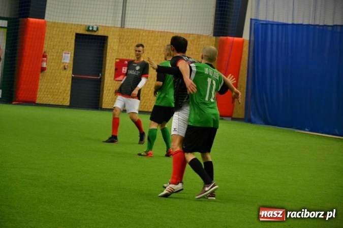 Zdjęcie w galerii na portalu naszraciborz.pl: III Halowy Turniej Piłki Nożnej o Puchar wójta Gminy. LKS Tworków zwycięski wiadomości z regionu