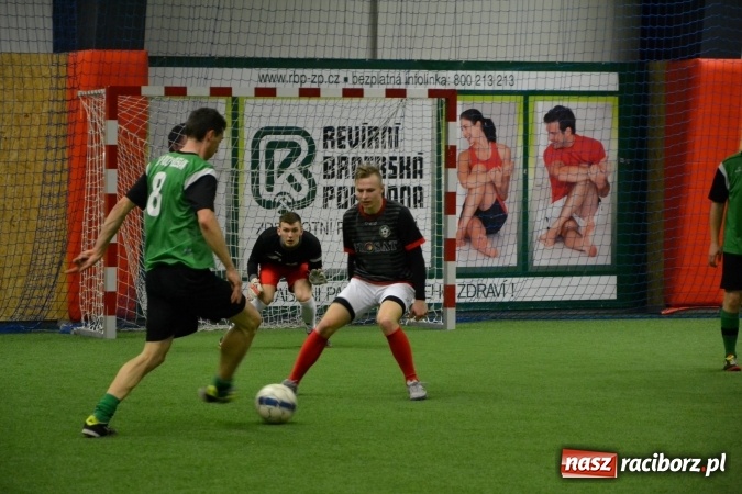 Zdjęcie w galerii na portalu naszraciborz.pl: III Halowy Turniej Piłki Nożnej o Puchar wójta Gminy. LKS Tworków zwycięski wiadomości z regionu