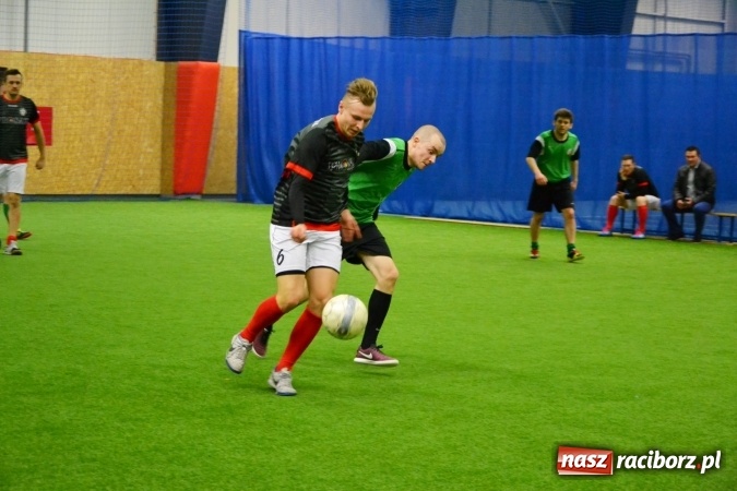 Zdjęcie w galerii na portalu naszraciborz.pl: III Halowy Turniej Piłki Nożnej o Puchar wójta Gminy. LKS Tworków zwycięski wiadomości z regionu