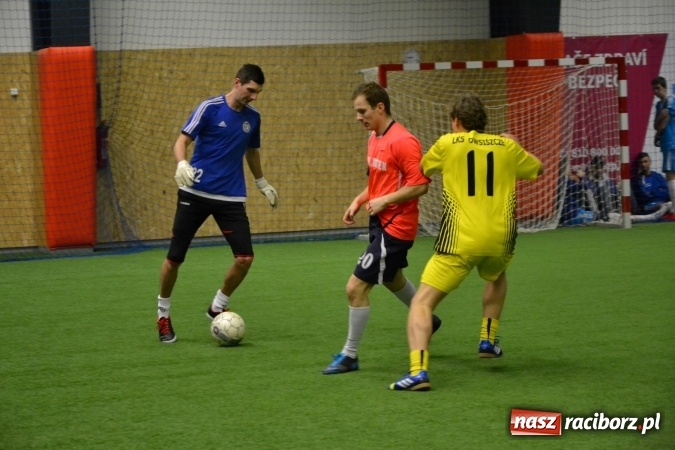 Zdjęcie w galerii na portalu naszraciborz.pl: III Halowy Turniej Piłki Nożnej o Puchar wójta Gminy. LKS Tworków zwycięski wiadomości z regionu