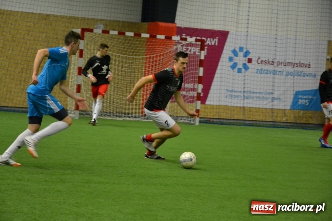 Zdjęcie w galerii na portalu naszraciborz.pl: III Halowy Turniej Piłki Nożnej o Puchar wójta Gminy. LKS Tworków zwycięski wiadomości z regionu