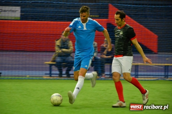 Zdjęcie w galerii na portalu naszraciborz.pl: III Halowy Turniej Piłki Nożnej o Puchar wójta Gminy. LKS Tworków zwycięski wiadomości z regionu