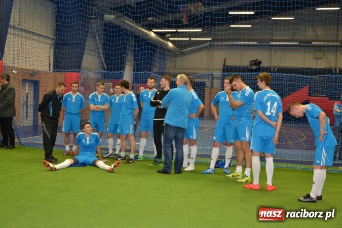 Zdjęcie w galerii na portalu naszraciborz.pl: III Halowy Turniej Piłki Nożnej o Puchar wójta Gminy. LKS Tworków zwycięski wiadomości z regionu