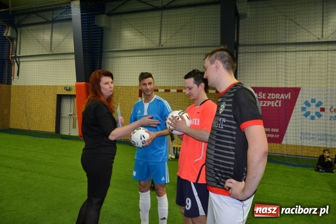 Zdjęcie w galerii na portalu naszraciborz.pl: III Halowy Turniej Piłki Nożnej o Puchar wójta Gminy. LKS Tworków zwycięski wiadomości z regionu