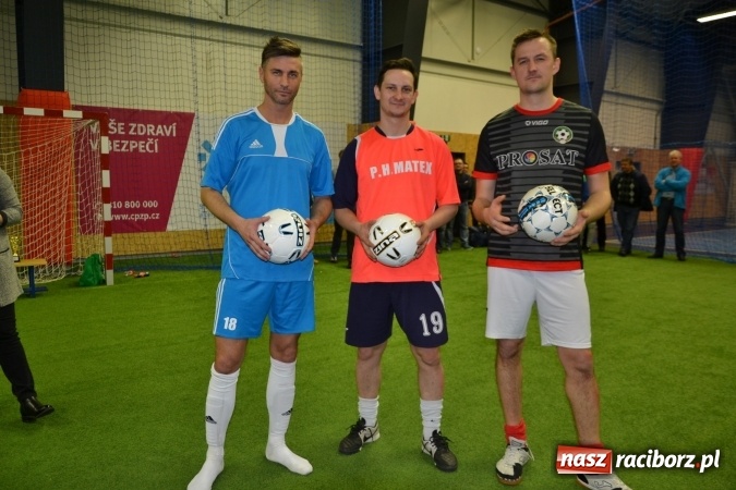 Zdjęcie w galerii na portalu naszraciborz.pl: III Halowy Turniej Piłki Nożnej o Puchar wójta Gminy. LKS Tworków zwycięski wiadomości z regionu