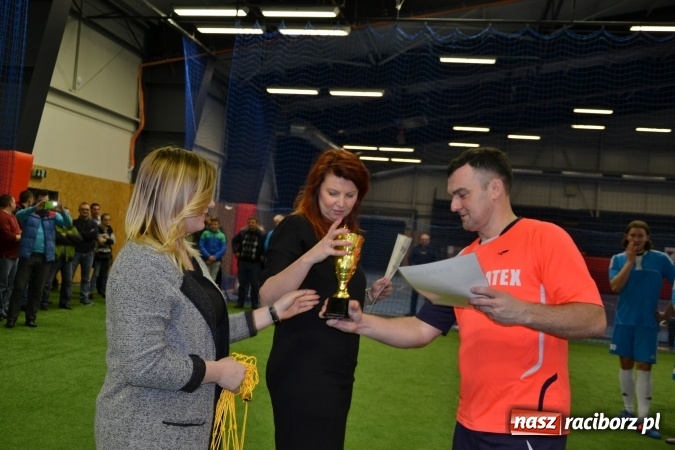 Zdjęcie w galerii na portalu naszraciborz.pl: III Halowy Turniej Piłki Nożnej o Puchar wójta Gminy. LKS Tworków zwycięski wiadomości z regionu