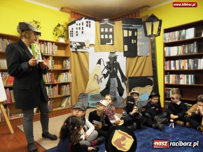 Zdjęcie w galerii na portalu naszraciborz.pl: Nocka detektywów w Markowicach wiadomości z regionu