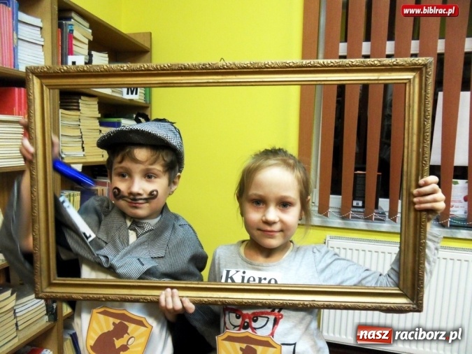 Zdjęcie w galerii na portalu naszraciborz.pl: Nocka detektywów w Markowicach wiadomości z regionu