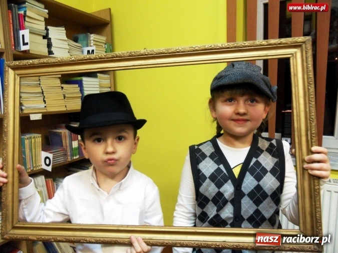 Zdjęcie w galerii na portalu naszraciborz.pl: Nocka detektywów w Markowicach wiadomości z regionu