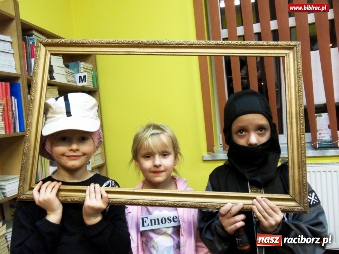 Zdjęcie w galerii na portalu naszraciborz.pl: Nocka detektywów w Markowicach wiadomości z regionu