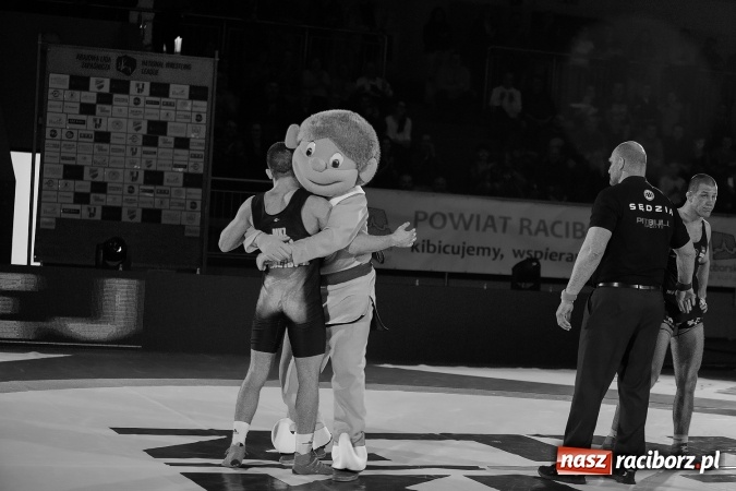 Zdjęcie w galerii na portalu naszraciborz.pl: MKZ Unia Racibórz z tytułem wicemistrza Polski wiadomości z regionu