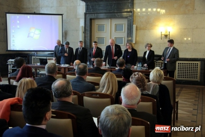 Zdjęcie w galerii na portalu naszraciborz.pl: Rolniku! Trzymaj drób w kurniku!  wiadomości z regionu