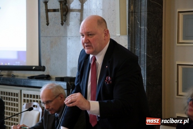 Zdjęcie w galerii na portalu naszraciborz.pl: Rolniku! Trzymaj drób w kurniku!  wiadomości z regionu