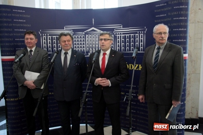 Zdjęcie w galerii na portalu naszraciborz.pl: Rolniku! Trzymaj drób w kurniku!  wiadomości z regionu