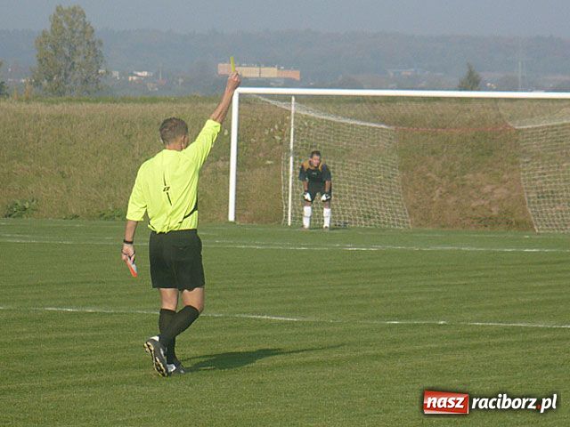 Zdjęcie w galerii na portalu naszraciborz.pl: Klasa B: Buków: A sędzia rządził i dzielił… wiadomości z regionu