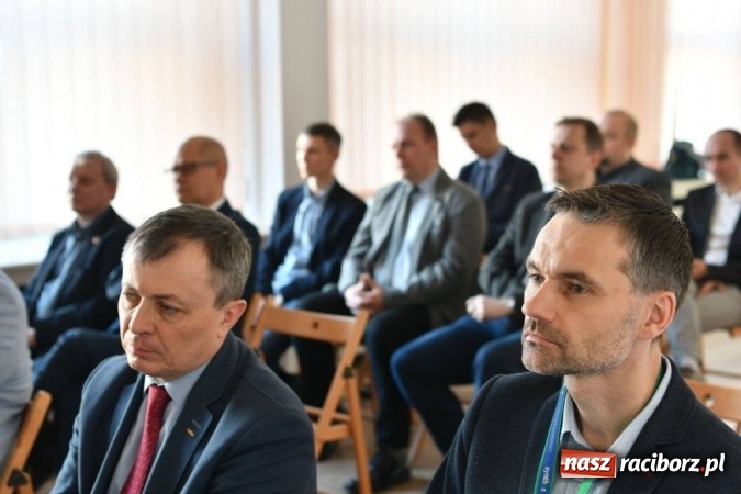 Zdjęcie w galerii na portalu naszraciborz.pl: Kocioł fluidalny dla Synthos S.A. W Oświęcimiu podsumowano I etap modyfikacji inwestycji energetycznych wiadomości z regionu