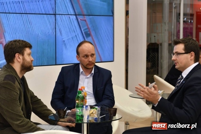 Zdjęcie w galerii na portalu naszraciborz.pl: EKO-OKNA na targach BUDMA 2017 wiadomości z regionu