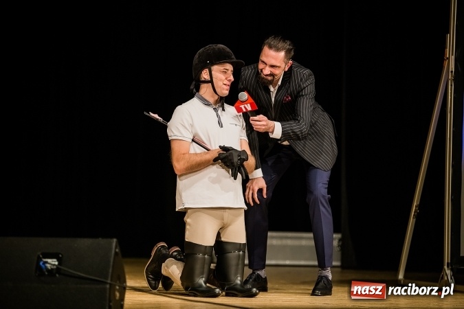 Zdjęcie w galerii na portalu naszraciborz.pl: Kabaret Młodych Panów bawił w RCK wiadomości z regionu