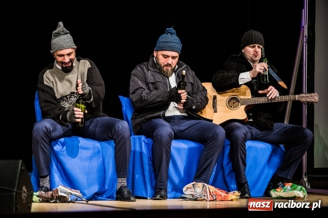 Zdjęcie w galerii na portalu naszraciborz.pl: Kabaret Młodych Panów bawił w RCK wiadomości z regionu