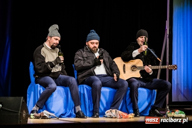 Zdjęcie w galerii na portalu naszraciborz.pl: Kabaret Młodych Panów bawił w RCK wiadomości z regionu