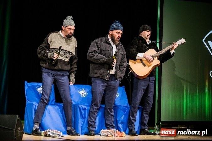 Zdjęcie w galerii na portalu naszraciborz.pl: Kabaret Młodych Panów bawił w RCK wiadomości z regionu