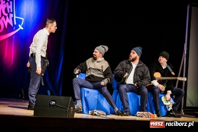 Zdjęcie w galerii na portalu naszraciborz.pl: Kabaret Młodych Panów bawił w RCK wiadomości z regionu