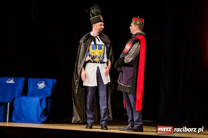 Zdjęcie w galerii na portalu naszraciborz.pl: Kabaret Młodych Panów bawił w RCK wiadomości z regionu