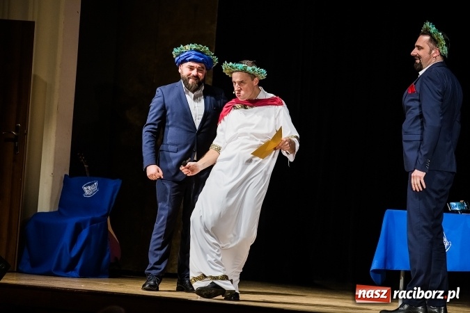 Zdjęcie w galerii na portalu naszraciborz.pl: Kabaret Młodych Panów bawił w RCK wiadomości z regionu