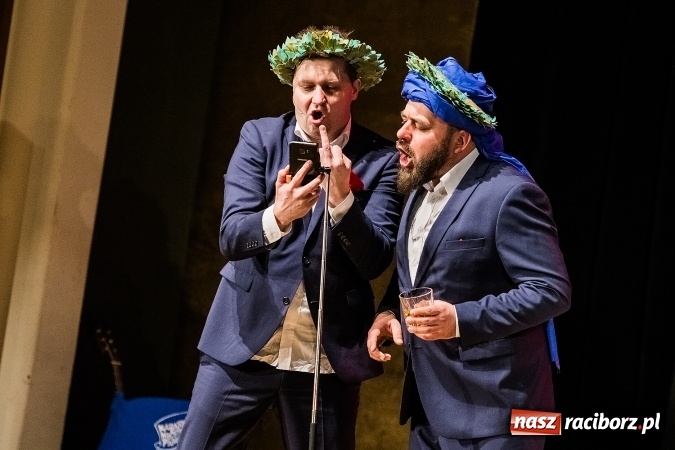 Zdjęcie w galerii na portalu naszraciborz.pl: Kabaret Młodych Panów bawił w RCK wiadomości z regionu