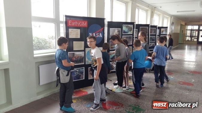 Zdjęcie w galerii na portalu naszraciborz.pl: Szkoła Podstawowa nr 1 realizuje projekt NASA wiadomości z regionu