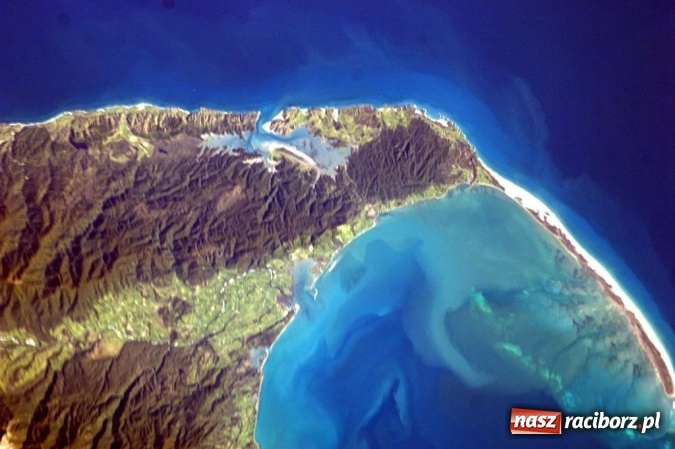 Zdjęcie w galerii na portalu naszraciborz.pl: Szkoła Podstawowa nr 1 realizuje projekt NASA wiadomości z regionu