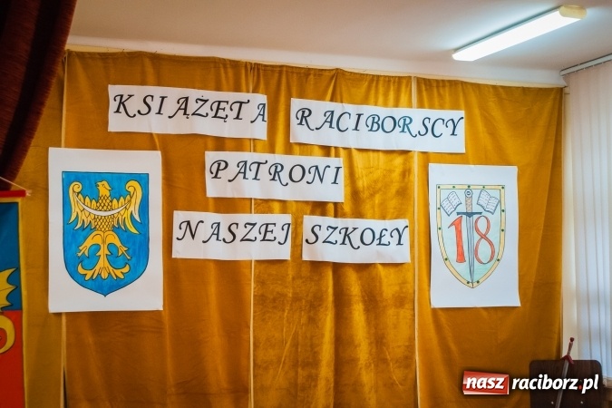 Zdjęcie w galerii na portalu naszraciborz.pl: Święto Patronów w Szkole Podstawowej nr 18 im. Książąt Raciborskich wiadomości z regionu