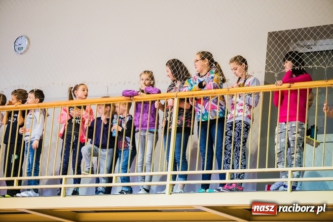 Zdjęcie w galerii na portalu naszraciborz.pl: Mini koszykówka chłopców szkół podstawowych wiadomości z regionu