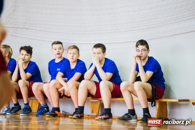 Zdjęcie w galerii na portalu naszraciborz.pl: Mini koszykówka chłopców szkół podstawowych wiadomości z regionu