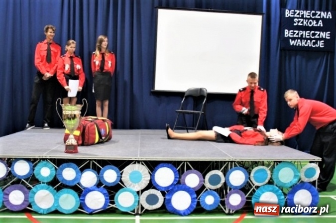 Zdjęcie w galerii na portalu naszraciborz.pl: Do zakończenia Ogólnopolskiego Konkursu Floriany zostało tylko kilka dni wiadomości z regionu