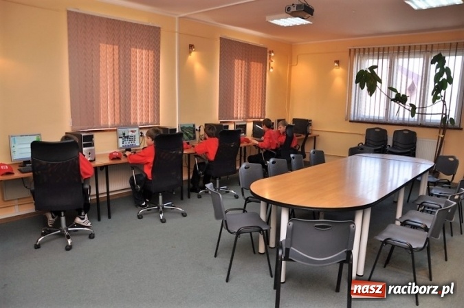 Zdjęcie w galerii na portalu naszraciborz.pl: Do zakończenia Ogólnopolskiego Konkursu Floriany zostało tylko kilka dni wiadomości z regionu