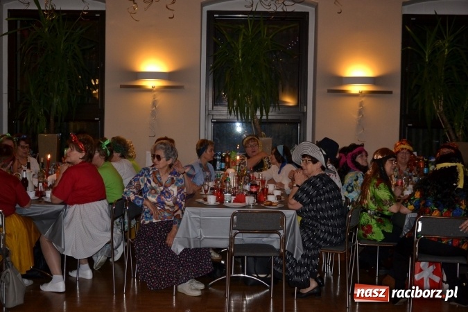 Zdjęcie w galerii na portalu naszraciborz.pl: Babski comber. Oj, co to się działo w tym Tworkowie  wiadomości z regionu